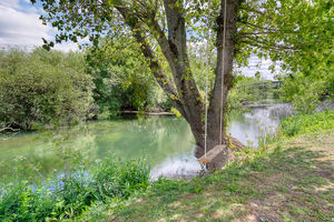 Extensive River Frontage- click for photo gallery